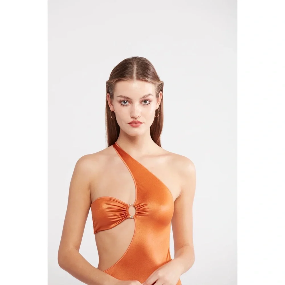 Oseree Glow Asymmetric Maillot One Piece Cutout O Ring Swimsuit NWT Bronze - Picture 11 of 15